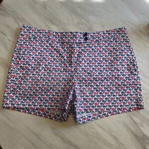 Vineyard Vines Women's Patterned Shorts in Navy and Red